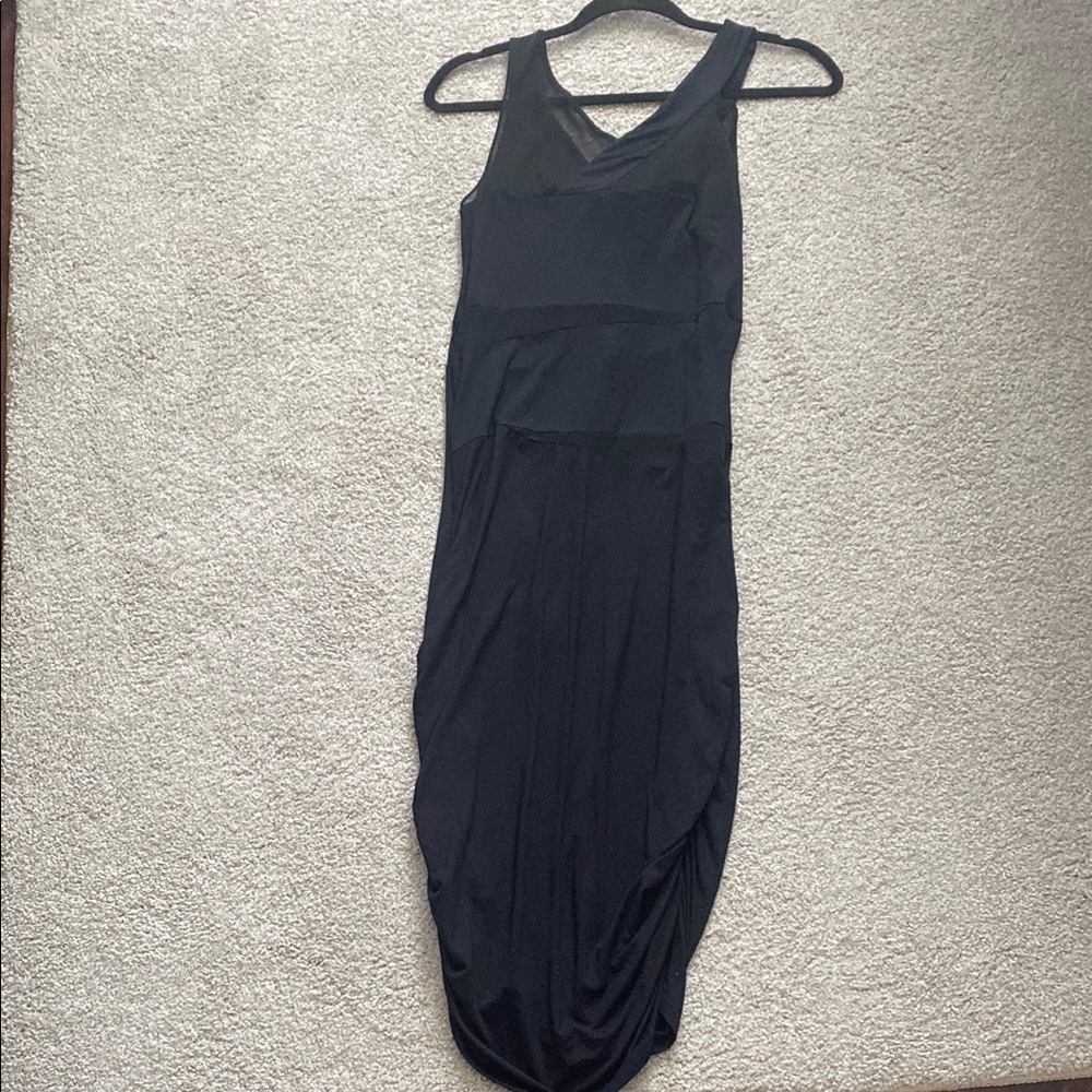 Elegant Black Sleeveless Dress